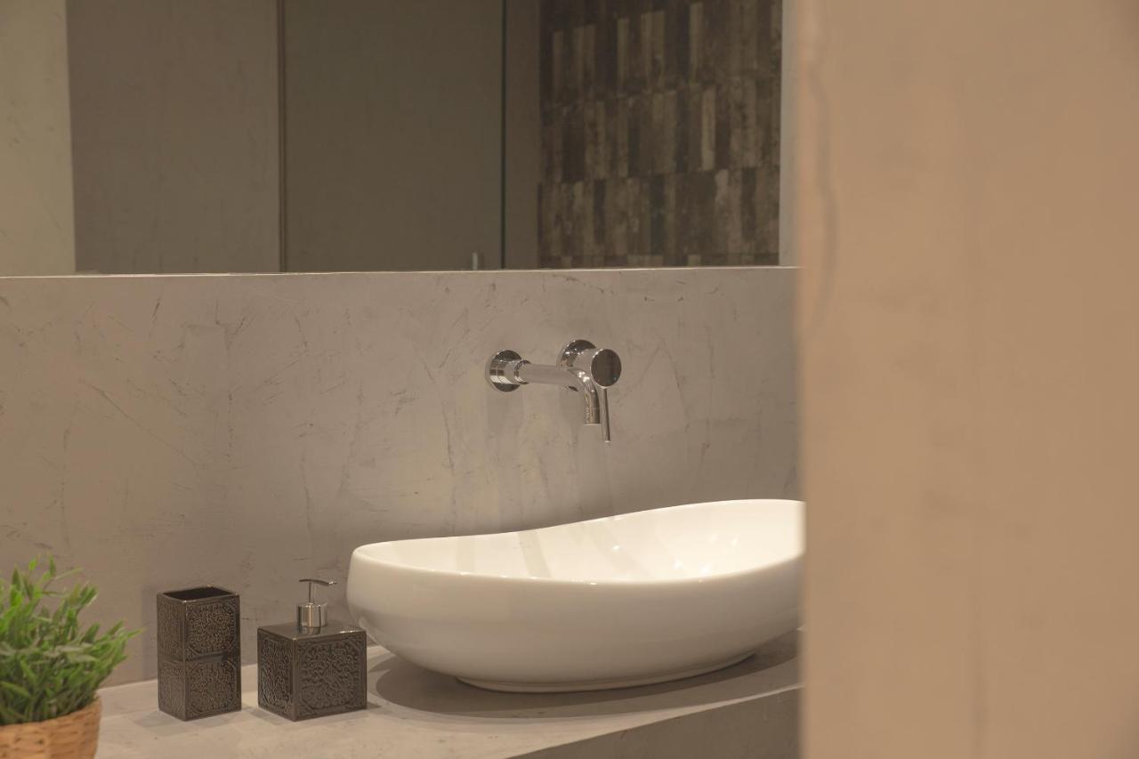 Living Stone Bronze Appartement Athene Buitenkant foto